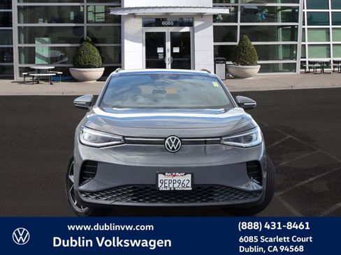 Used 2023 Volkswagen ID.4 Pro S image 2