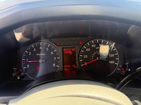 Used 2019 Nissan NV 3500 SL RWD image 14