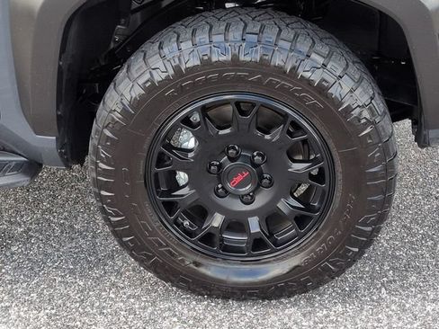 Certified 2025 Toyota 4Runner TRD Off-Road AWD/4WD image 11