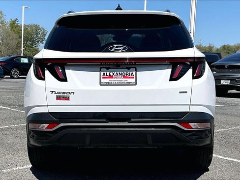 Used 2023 Hyundai Tucson SEL w/ Convenience Package image 4