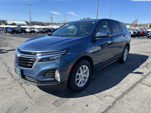 Certified 2024 Chevrolet Equinox LT image 3