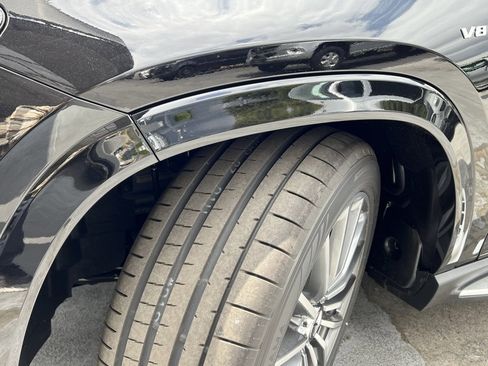 New 2025 Mercedes-Benz GLS 63 AMG 4MATIC image 17