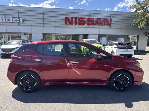 Certified 2025 Nissan Leaf SV Plus FWD image 10