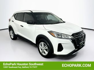 Used 2025 Nissan Kicks Play S FWD video 1