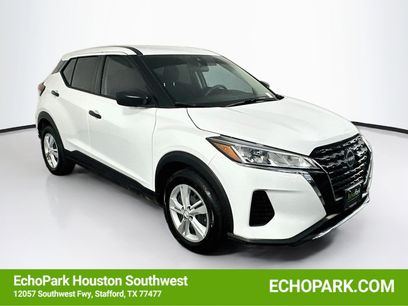 Used 2025 Nissan Kicks Play S