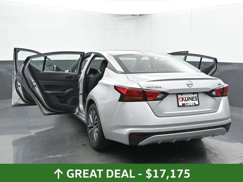 Used 2023 Nissan Altima 2.5 SV image 56