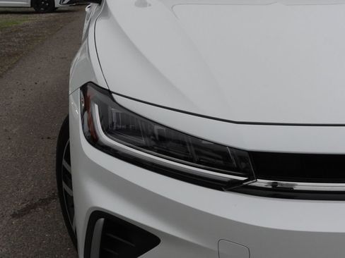 New 2026 Volkswagen Jetta SE image 5