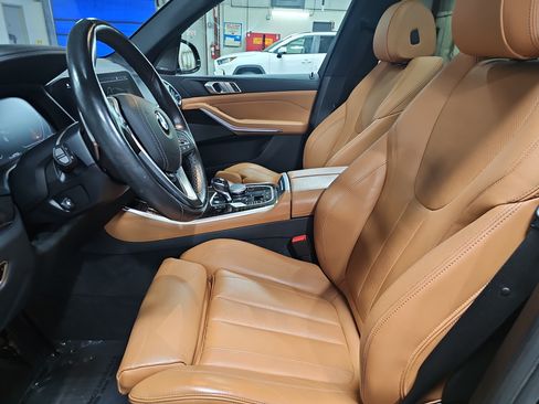 Used 2021 BMW X5 xDrive40i w/ Premium Package AWD/4WD image 16