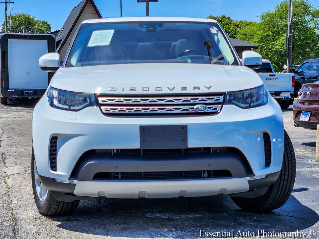 Used 2017 Land Rover Discovery HSE AWD/4WD image 4