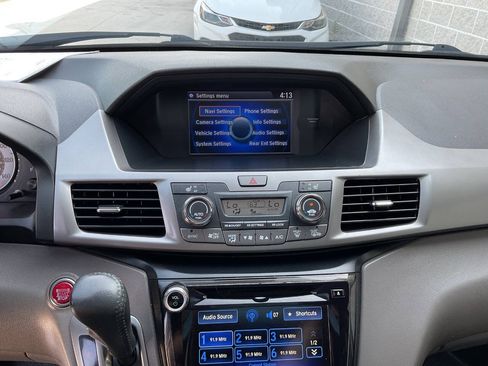Used 2016 Honda Odyssey Touring Elite image 22