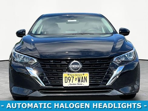 Used 2024 Nissan Sentra SV FWD image 2