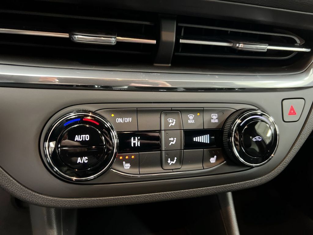 New 2026 Buick Envista Preferred w/ Convenience I Package FWD image 16