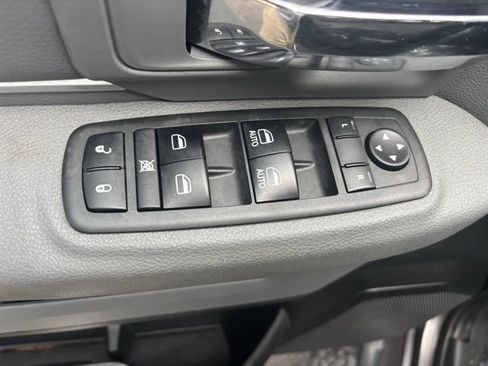 Used 2019 RAM 1500 Warlock w/ Electronics Group RWD image 18