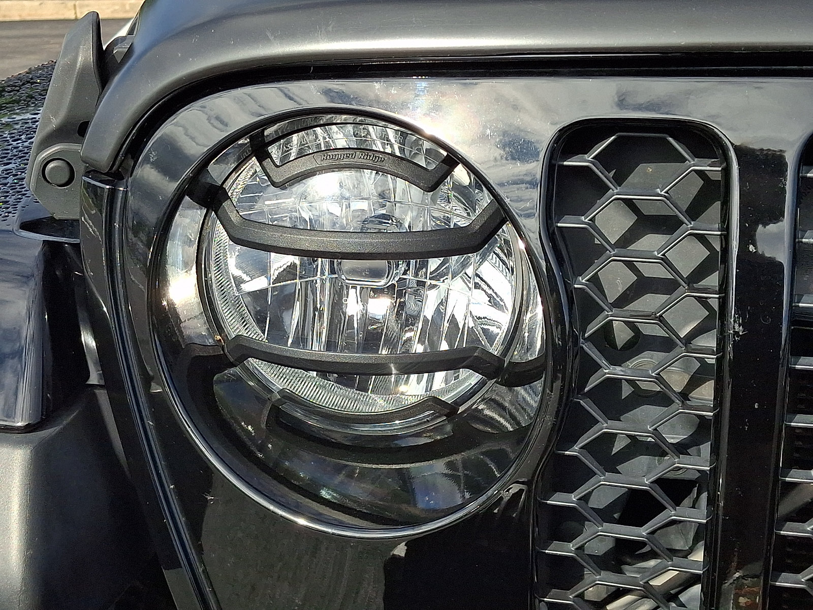Used 2021 Jeep Gladiator Sport AWD/4WD image 10