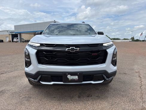 New 2026 Chevrolet Equinox RS w/ Safety and Technology Package FWD image 9