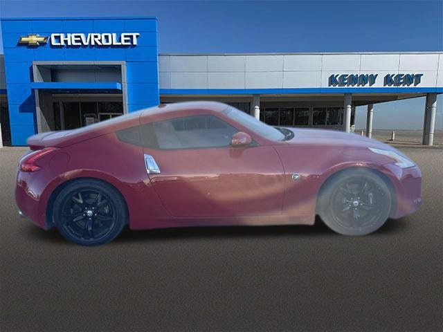 Used 2009 Nissan 370Z Touring w/ Sport Pkg RWD image 2