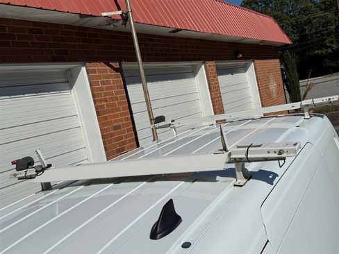 Used 2020 Ford Transit Connect XL image 12