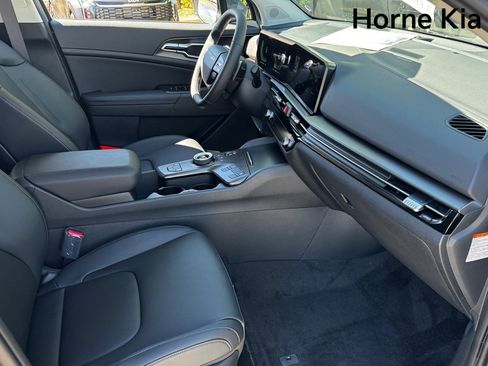 New 2026 Kia Sportage EX image 19