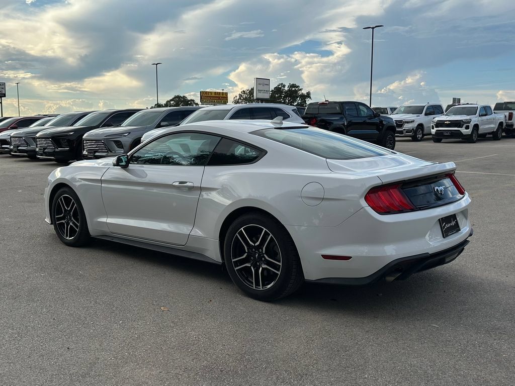 Used 2020 Ford Mustang Coupe RWD image 7