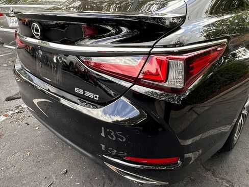 Used 2021 Lexus ES 350 w/ Premium Package FWD image 9