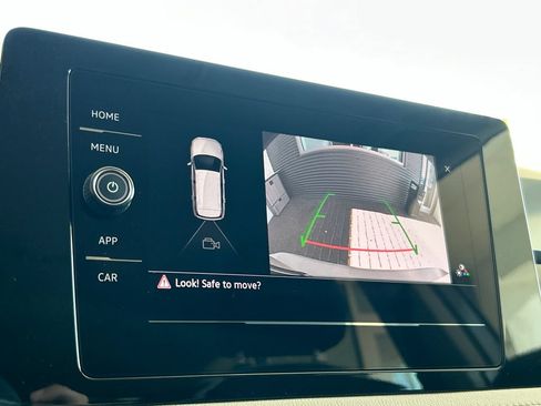 Certified 2025 Volkswagen Taos S FWD image 25