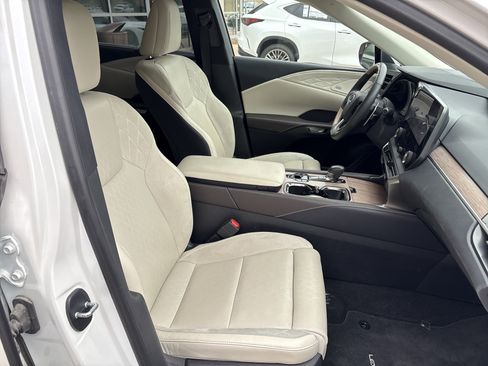 Used 2024 Lexus RX 350 AWD image 32
