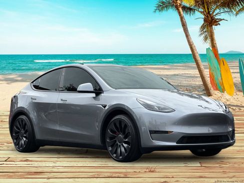 Used 2024 Tesla Model Y Performance AWD/4WD image 8