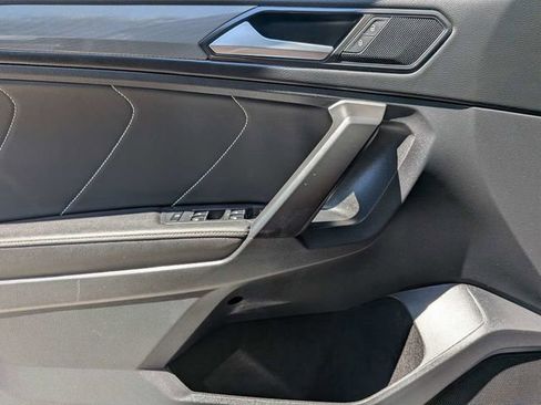 Certified 2023 Volkswagen Tiguan SE image 26