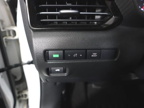 Certified 2020 Nissan Sentra SV w/ Trunk Package image 17