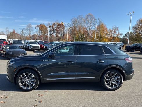 Used 2021 Lincoln Nautilus Reserve FWD image 2