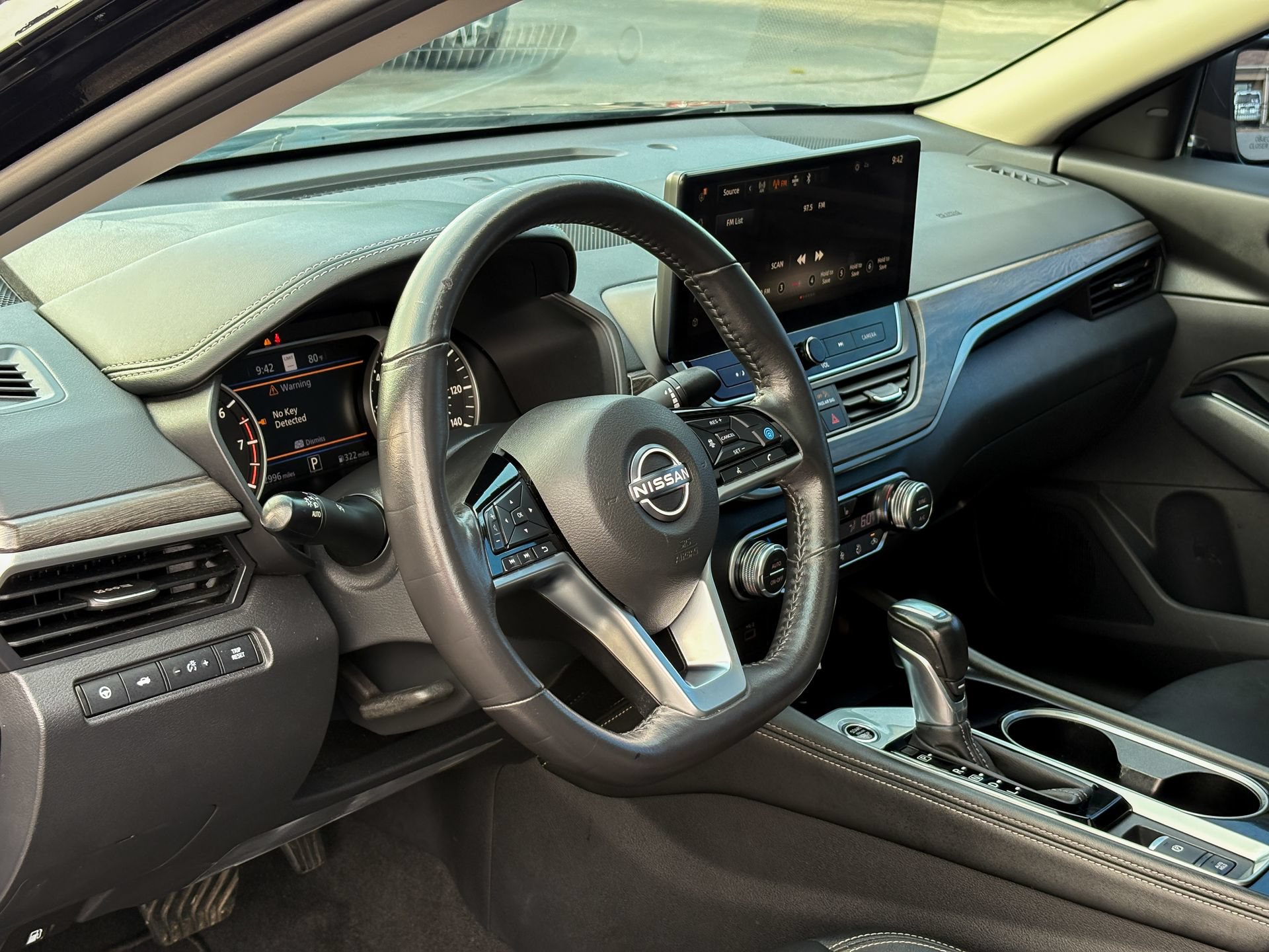 Used 2024 Nissan Altima 2.5 SL FWD image 15