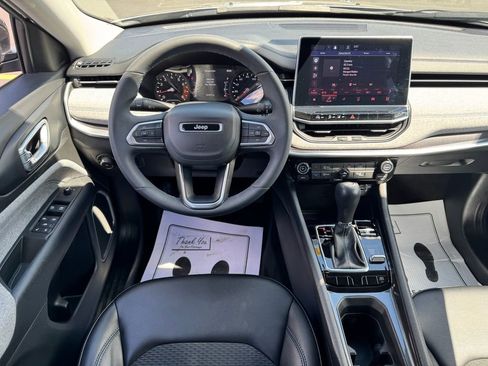 Used 2022 Jeep Compass Latitude image 20