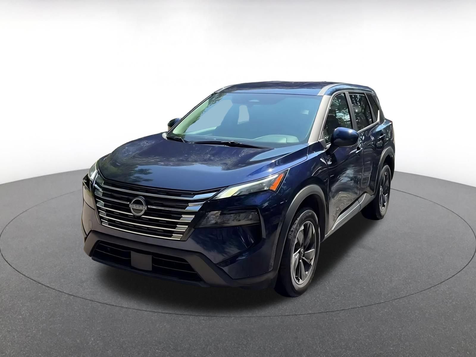 Used 2025 Nissan Rogue SV FWD image 6