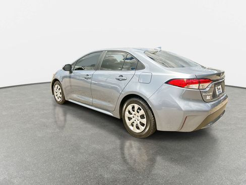 Used 2022 Toyota Corolla LE FWD image 6