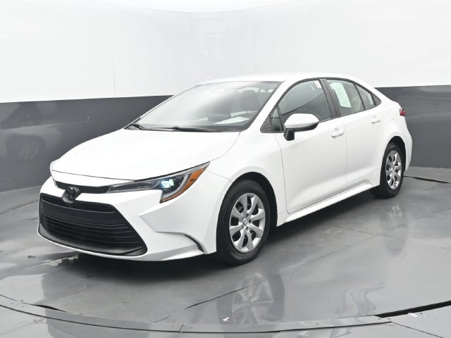 Used 2024 Toyota Corolla LE FWD image 21
