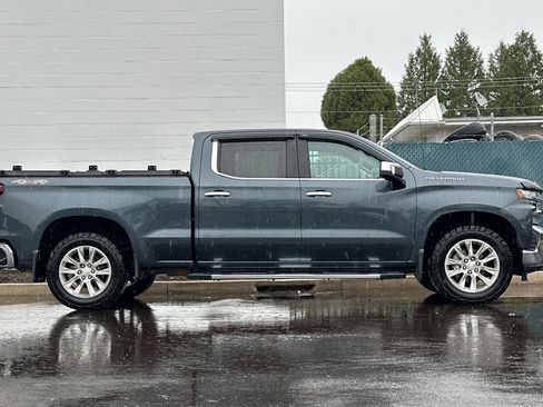 Used 2020 Chevrolet Silverado 1500 LTZ w/ LTZ Premium Package image 3