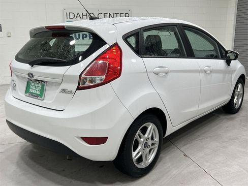 Used 2019 Ford Fiesta SE image 8