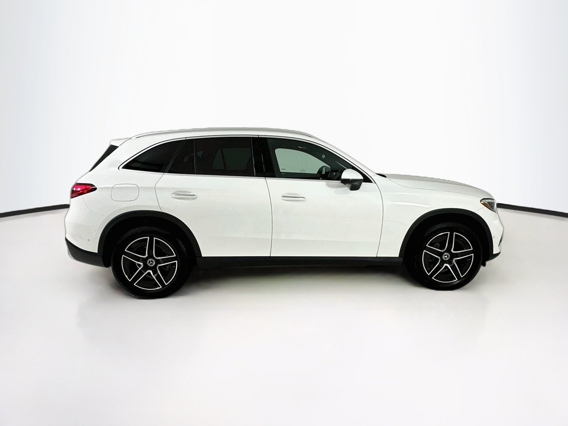 Certified 2026 Mercedes-Benz GLC 300 4MATIC image 9