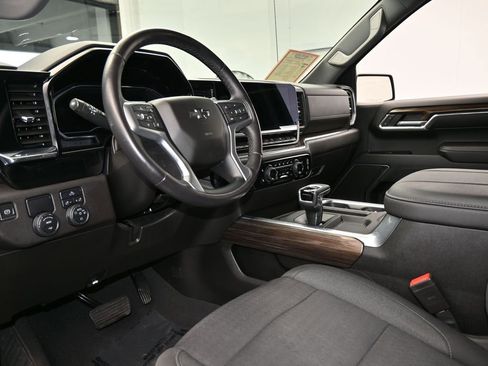 Used 2023 Chevrolet Silverado 1500 RST image 13