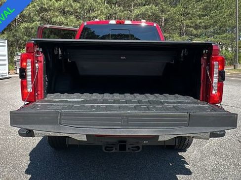 Certified 2025 Ford F250 Lariat w/ Lariat Ultimate Package AWD/4WD image 18