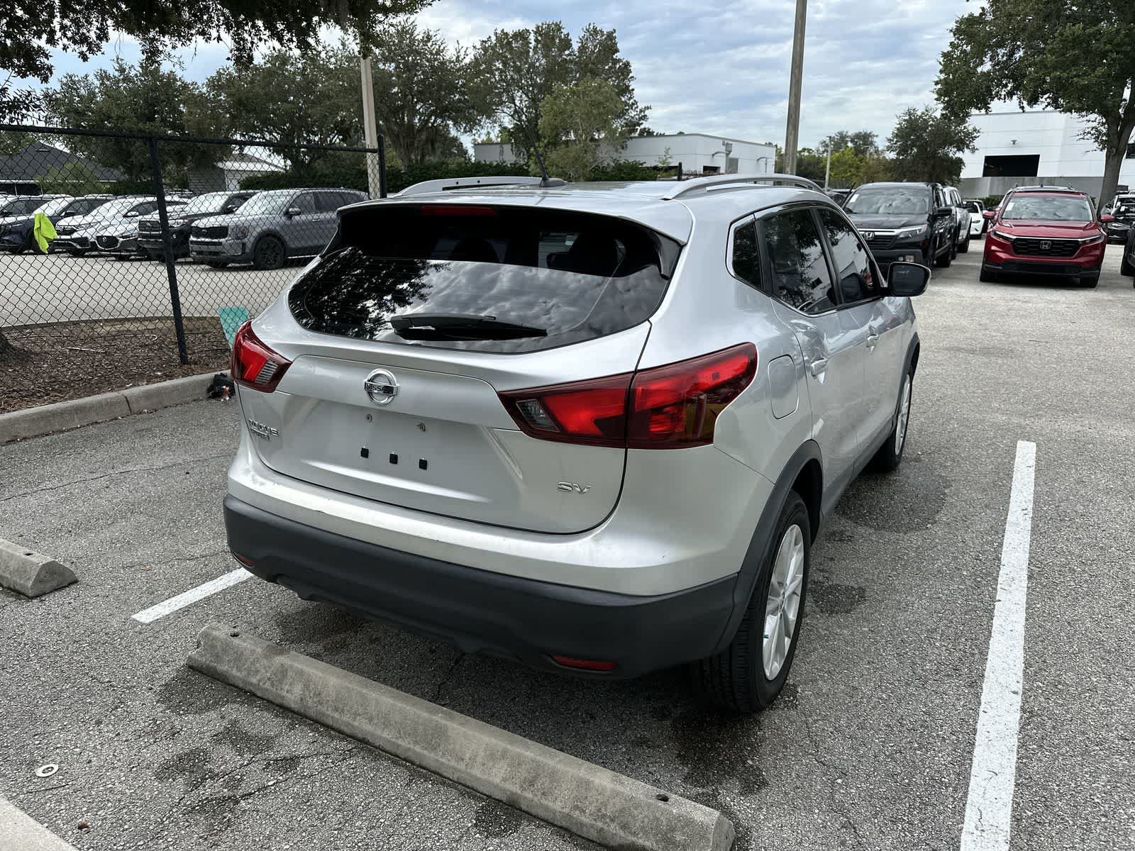 Used 2018 Nissan Rogue Sport SV FWD image 8