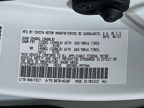 Used 2023 Toyota Tacoma TRD Off-Road AWD/4WD image 27