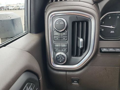 Used 2022 GMC Sierra 2500 Denali w/ Denali Ultimate Package image 24