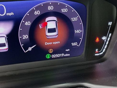 Used 2024 Honda Accord EX image 11