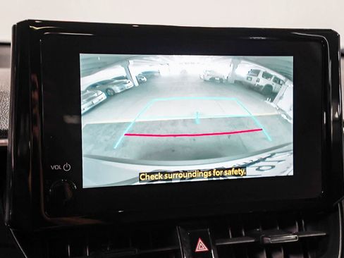 Certified 2024 Toyota Corolla Cross LE image 27