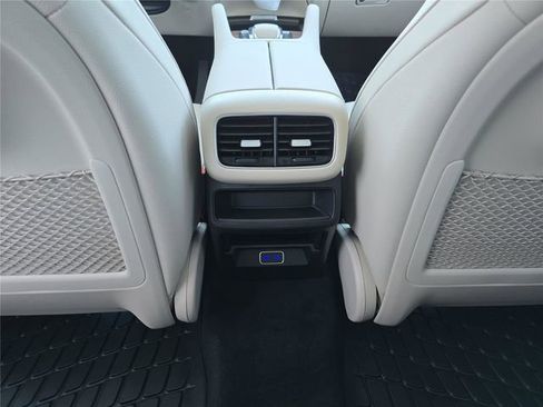 Used 2026 Mercedes-Benz GLE 450 4MATIC image 21