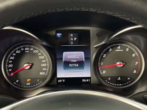 Used 2018 Mercedes-Benz C 300 Sedan image 19