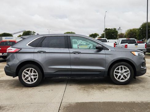 Used 2024 Ford Edge SEL image 5