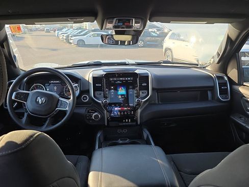 Used 2025 RAM 1500 Big Horn AWD/4WD image 18