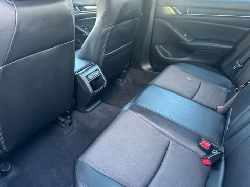 Used 2022 Honda Accord Sport image 14